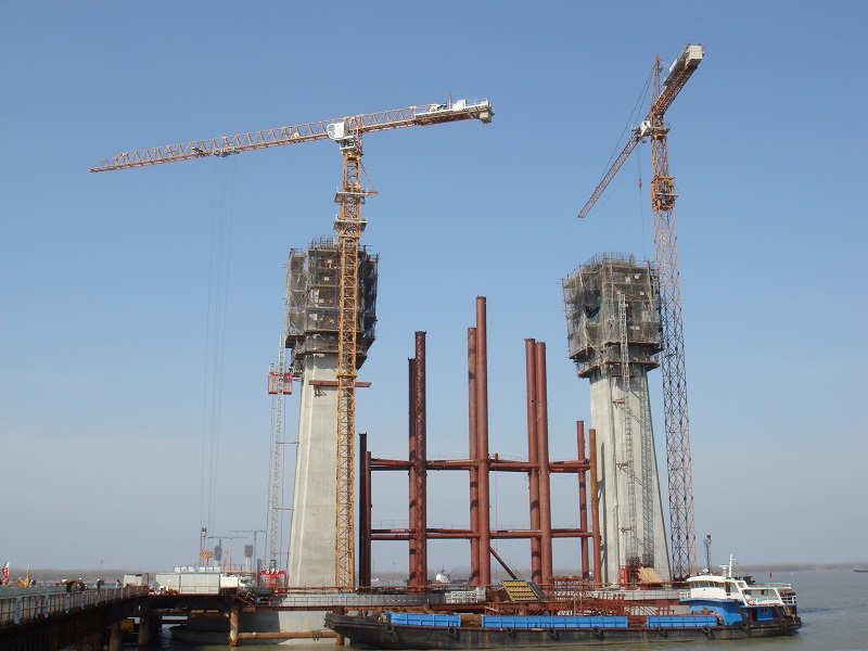 P300、C7022 南京四橋.jpg